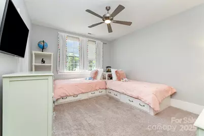 2934 Hillside Springs Drive, Charlotte, NC 28209 - Photo 23