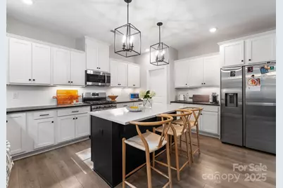 11228 Wooded Saddle Road, Charlotte, NC 28216 - Photo 13