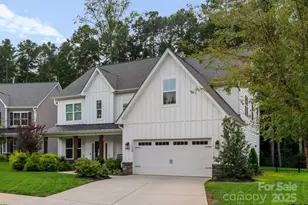 11228 Wooded Saddle Rd, Charlotte, NC 28216 - Photo 3