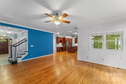 506 Kings Ridge, Asheville, NC 28804 - Photo 9