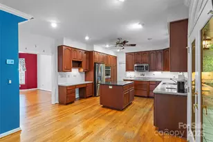 506 Kings Ridge, Asheville, NC 28804 - Photo 11