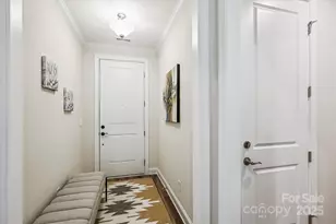 10400 Superb Ln, Charlotte, NC 28215 - Photo 3