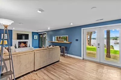 9598 Riviera Drive, Sherrills Ford, NC 28673 - Photo 37