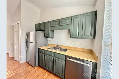 2734 Tiergarten Lane, Charlotte, NC 28210 - Photo 7