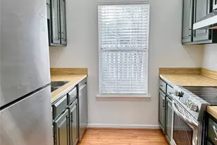 2734 Tiergarten Ln, Charlotte, NC 28210 - Photo 5