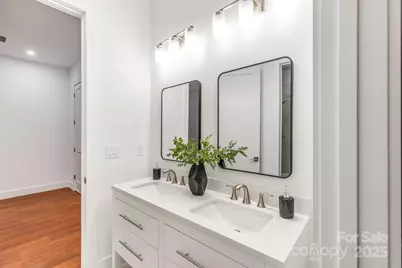 8516 Denbur Drive, Charlotte, NC 28215 - Photo 9