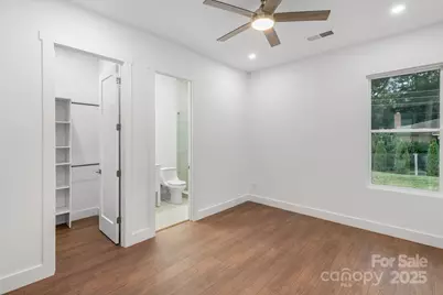 8516 Denbur Drive, Charlotte, NC 28215 - Photo 11