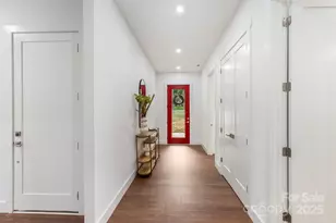 8516 Denbur Dr, Charlotte, NC 28215 - Photo 35