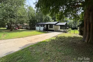 9737 Feldbank Dr, Charlotte, NC 28216 - Photo 3