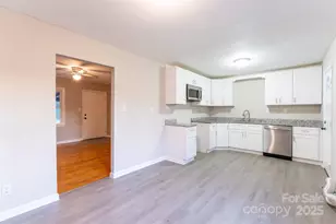 9737 Feldbank Dr, Charlotte, NC 28216 - Photo 7