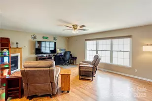 625 Fisher St, Concord, NC 28027 - Photo 9