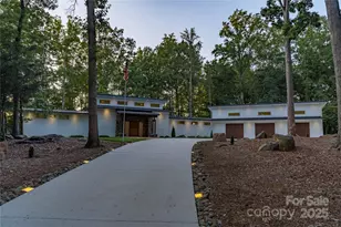 2725 Monarch Dr, Charlotte, NC 28214 - Photo 7