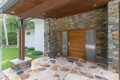 2725 Monarch Drive, Charlotte, NC 28214 - Photo 9