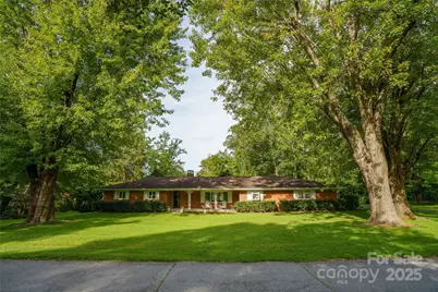 335 Lake Circle Drive, Hendersonville, NC 28792 - Photo 1