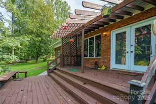 335 Lake Cir Dr, Hendersonville, NC 28792 - Photo 29