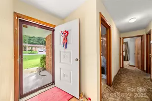 335 Lake Cir Dr, Hendersonville, NC 28792 - Photo 5