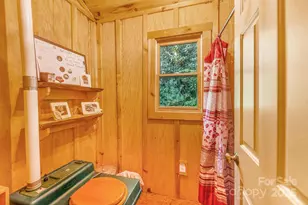 28 Caddis Ct, Marshall, NC 28753 - Photo 15