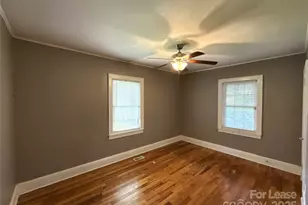 3017 Hudson St, Charlotte, NC 28205 - Photo 9