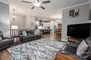 18 E Owl Creek Ln, Fairview, NC 28730 - Photo 9