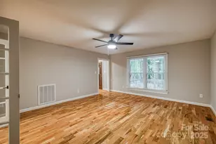 1026 Wellington Ct, Lenoir, NC 28645 - Photo 17