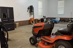 10219 Windtree Ln, Charlotte, NC 28215 - Photo 35