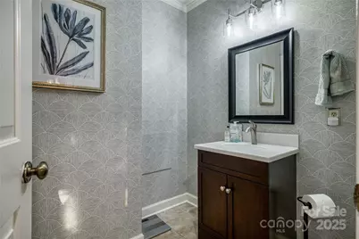 1010 Wellington Court, Lenoir, NC 28645 - Photo 23