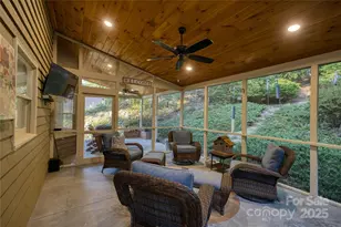 1010 Wellington Ct, Lenoir, NC 28645 - Photo 21