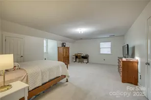 1010 Wellington Ct, Lenoir, NC 28645 - Photo 31