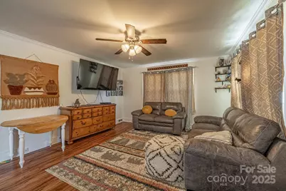 416 Edgewood Drive SW, Lenoir, NC 28645 - Photo 7