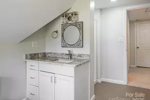 172 Reed St, Canton, NC 28716 - Photo 27