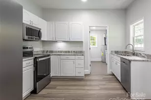 172 Reed St, Canton, NC 28716 - Photo 15