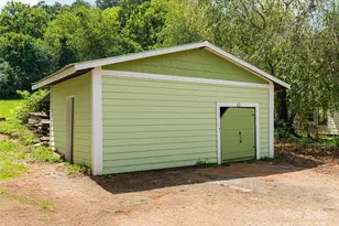 172 Reed St, Canton, NC 28716 - Photo 39