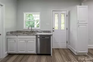 172 Reed St, Canton, NC 28716 - Photo 19