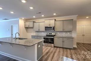 118 Sugg Trl, Weaverville, NC 28787 - Photo 3