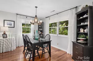 22 Cedarcliff Cir, Asheville, NC 28803 - Photo 5