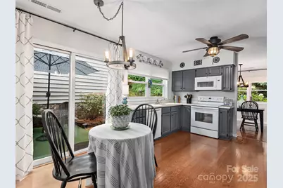 22 Cedarcliff Circle, Asheville, NC 28803 - Photo 7