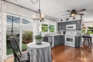 22 Cedarcliff Cir, Asheville, NC 28803 - Photo 7