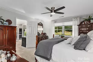 22 Cedarcliff Cir, Asheville, NC 28803 - Photo 13