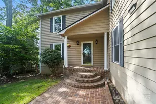 16031 Samoa Ct, Tega Cay, SC 29708 - Photo 9