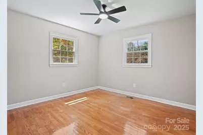 220 Love Lane, Waynesville, NC 28786 - Photo 15