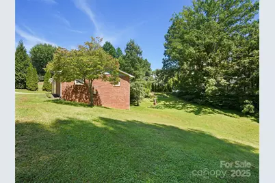 220 Love Lane, Waynesville, NC 28786 - Photo 19