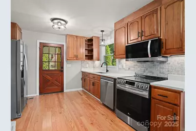 220 Love Lane, Waynesville, NC 28786 - Photo 9