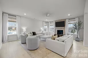 5024 Hillshire Ln, Charlotte, NC 28227 - Photo 9