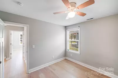 114 W Lee Avenue, Bessemer City, NC 28016 - Photo 17