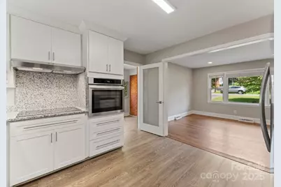 1614 Keeling Place, Charlotte, NC 28210 - Photo 9