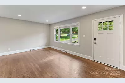 1614 Keeling Place, Charlotte, NC 28210 - Photo 5