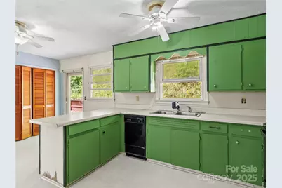 5511 State Hwy 197 S Highway, Burnsville, NC 28714 - Photo 11