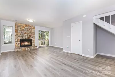 6319 Windsor Gate Lane, Charlotte, NC 28215 - Photo 9