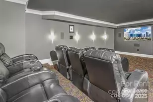 909 Camden Grandview Rd, Charlotte, NC 28202 - Photo 15