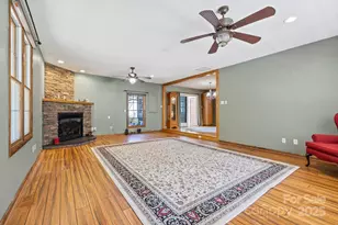 8 English Pl, Candler, NC 28715 - Photo 9